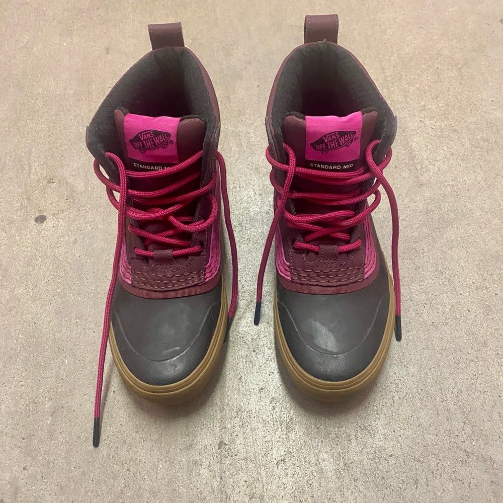 Vans Pink and Brown Winter Boots - Picture 6 of 11